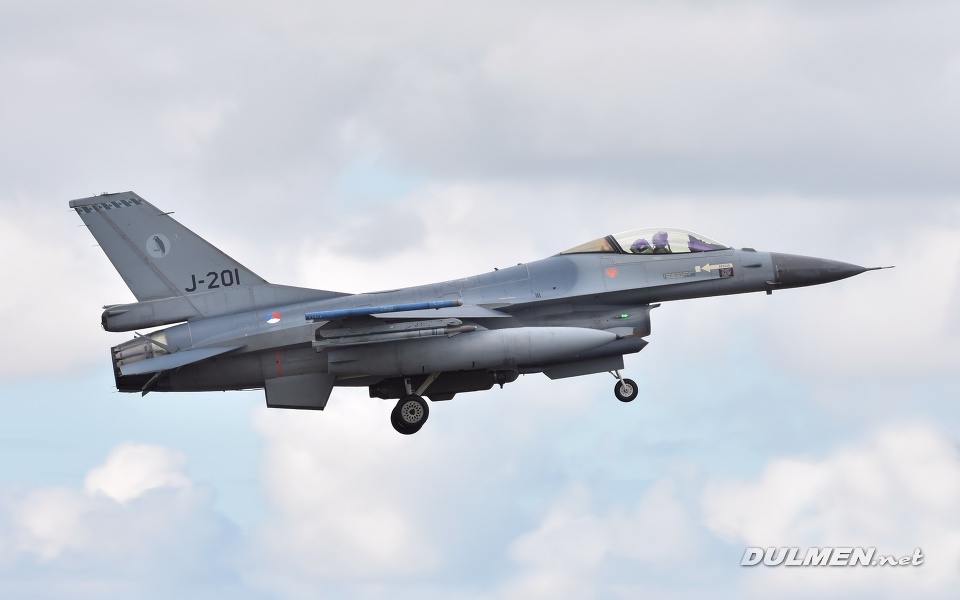 F-16AM J-201 322sqn